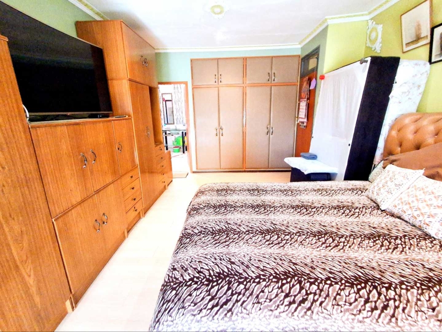3 Bedroom Property for Sale in Gallo Manor Gauteng