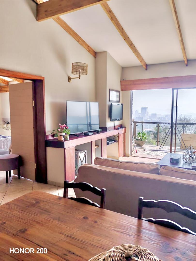 To Let 1 Bedroom Property for Rent in Groenkloof Gauteng