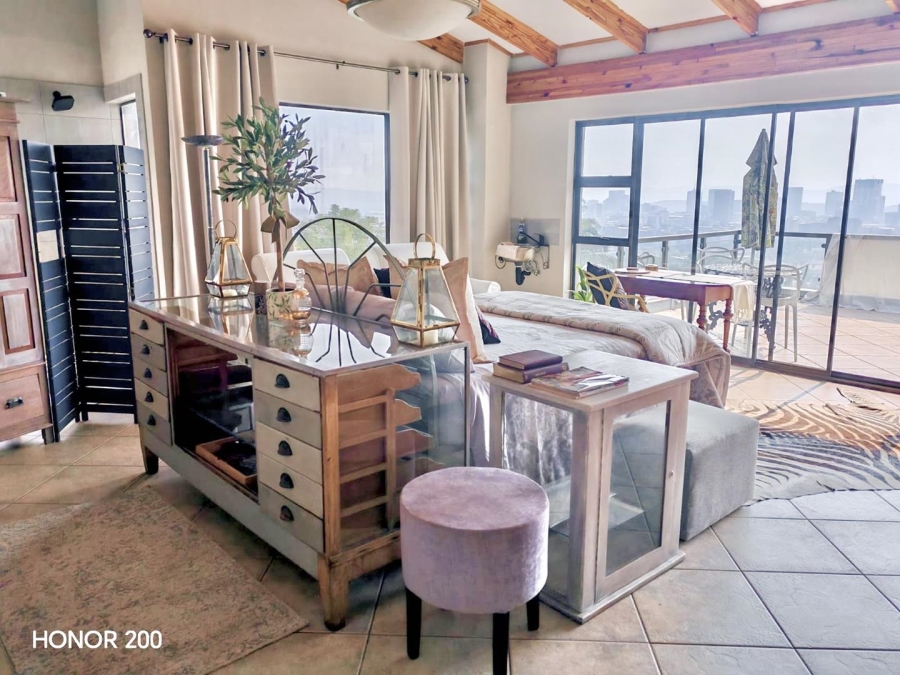 To Let 1 Bedroom Property for Rent in Groenkloof Gauteng