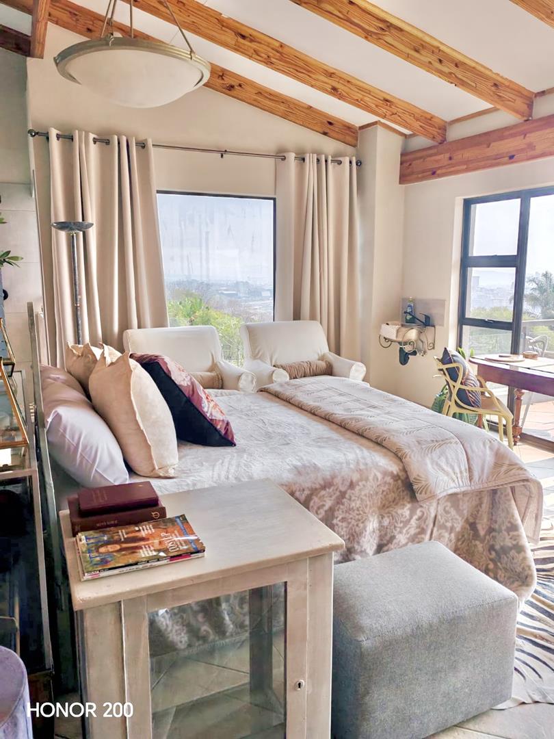To Let 1 Bedroom Property for Rent in Groenkloof Gauteng