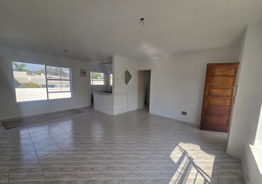 To Let 2 Bedroom Property for Rent in Weltevreden Park Gauteng