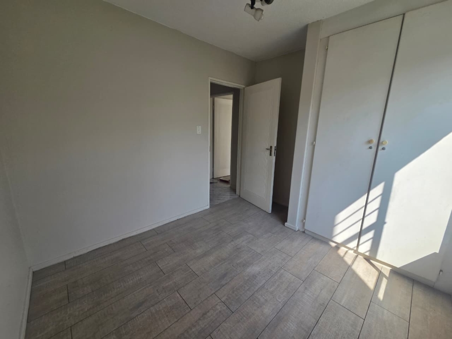 To Let 2 Bedroom Property for Rent in Weltevreden Park Gauteng