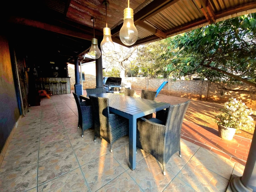 4 Bedroom Property for Sale in Rietondale Gauteng