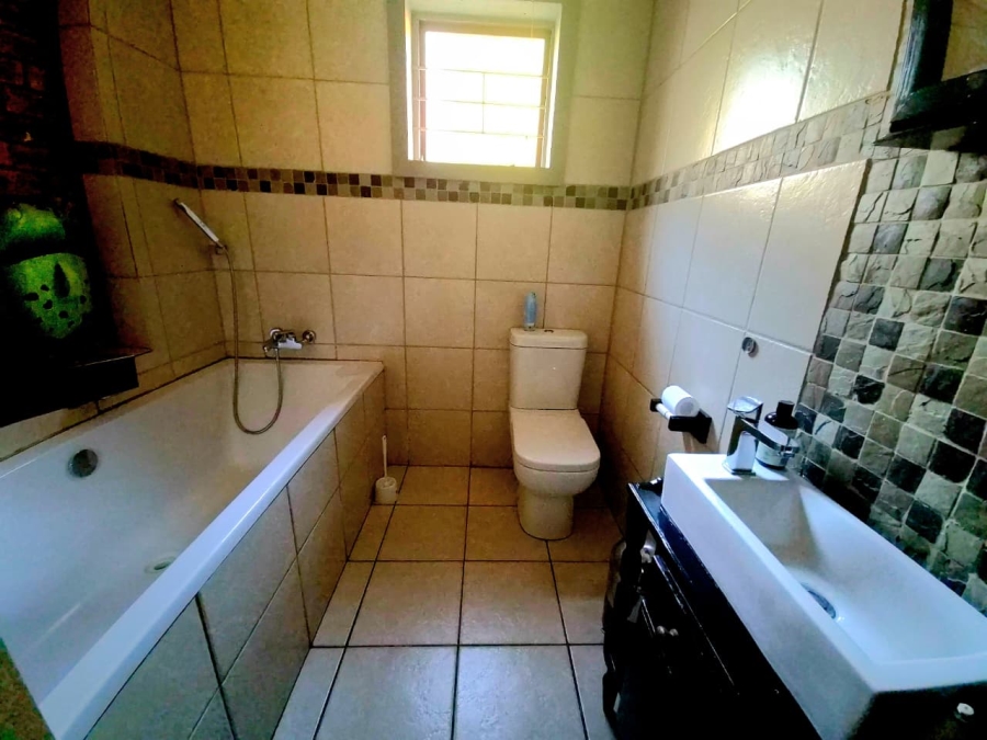 4 Bedroom Property for Sale in Rietondale Gauteng