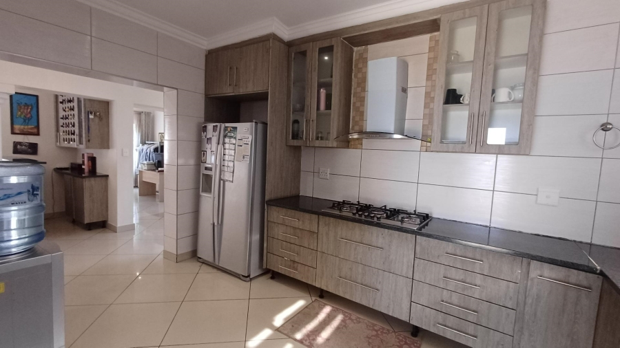 4 Bedroom Property for Sale in South Crest Gauteng