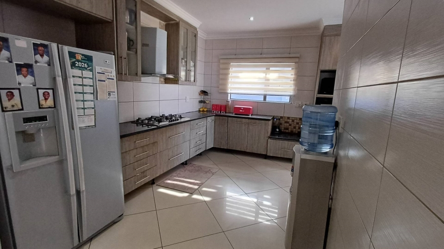 4 Bedroom Property for Sale in South Crest Gauteng