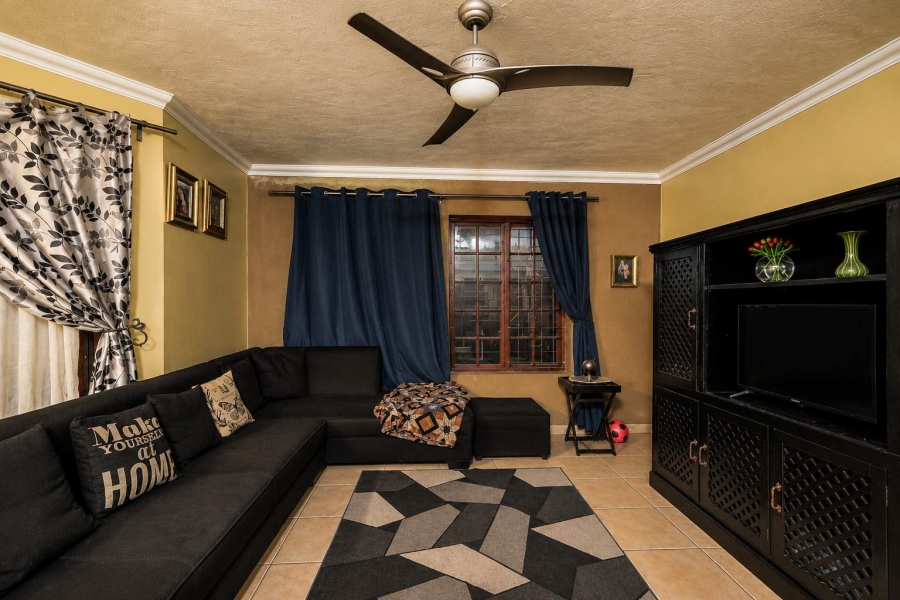 3 Bedroom Property for Sale in Equestria Gauteng