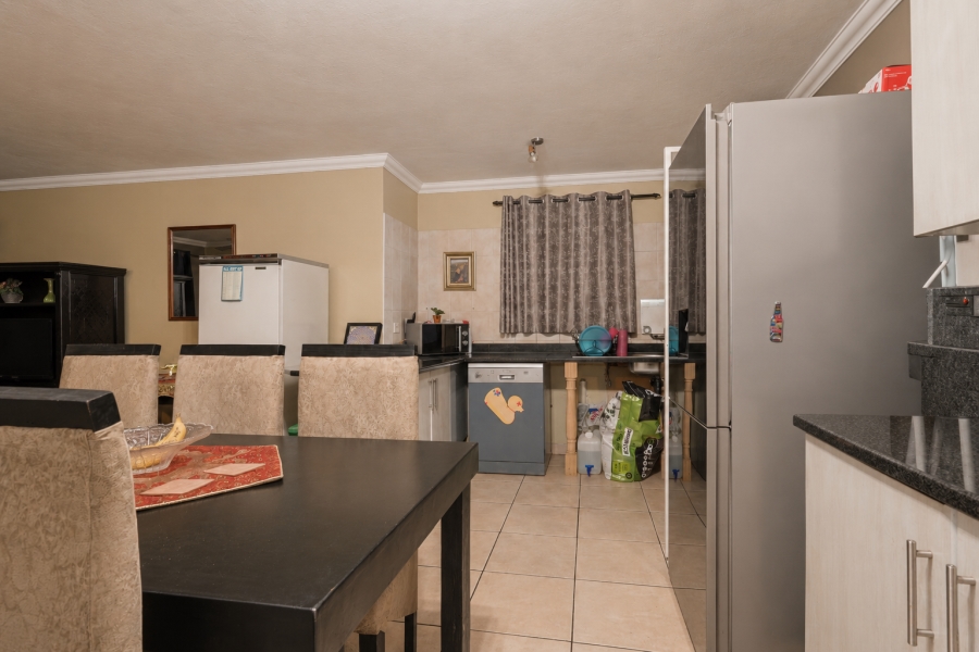 3 Bedroom Property for Sale in Equestria Gauteng