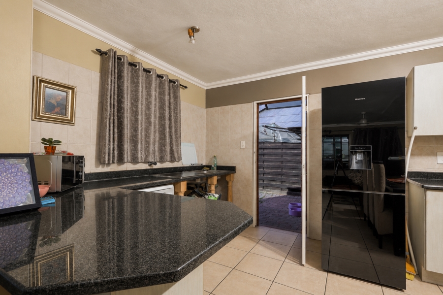 3 Bedroom Property for Sale in Equestria Gauteng