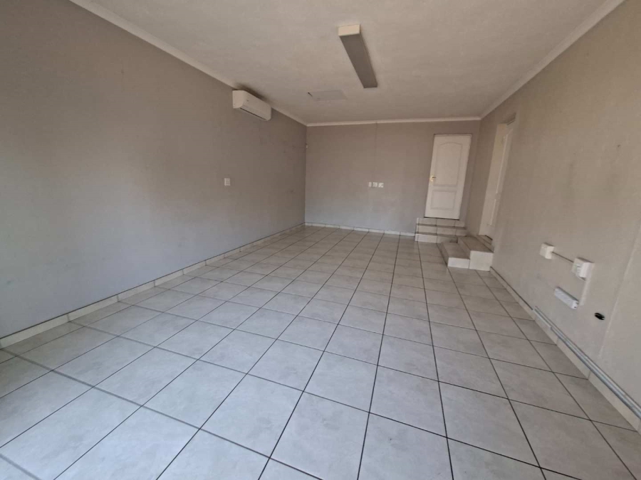 To Let Commercial Property for Rent in Ruimsig Gauteng