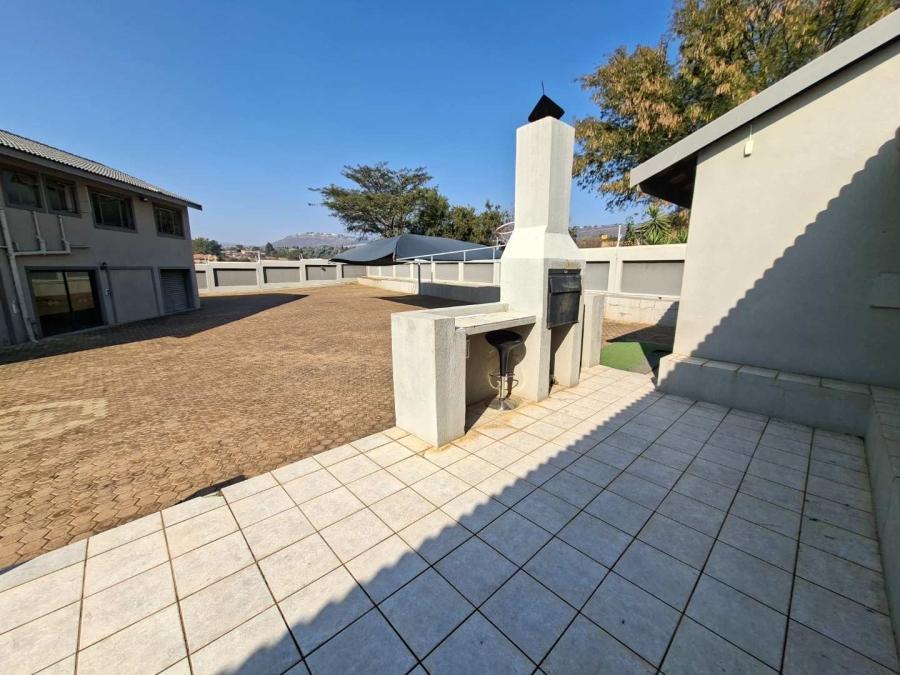 To Let Commercial Property for Rent in Ruimsig Gauteng