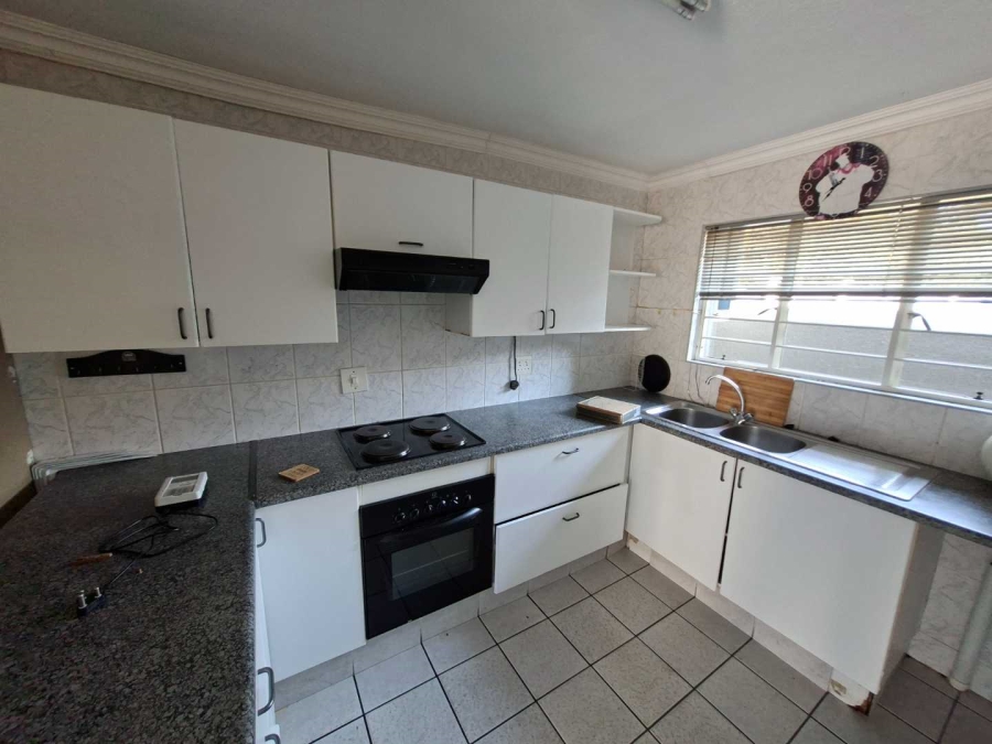 To Let Commercial Property for Rent in Ruimsig Gauteng