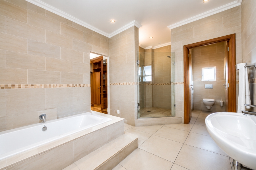 4 Bedroom Property for Sale in Glenvista Gauteng