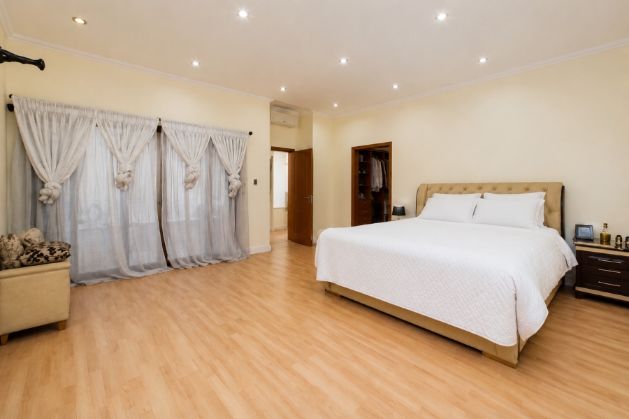 4 Bedroom Property for Sale in Glenvista Gauteng