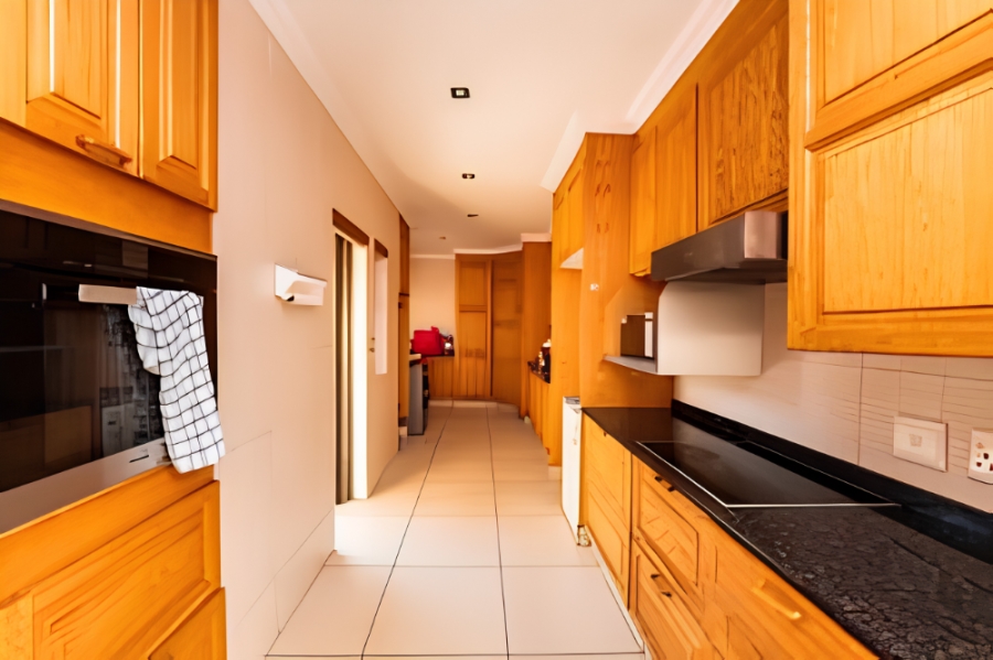 4 Bedroom Property for Sale in Glenvista Gauteng