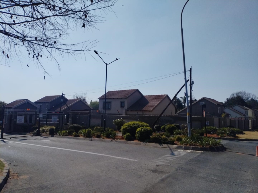 To Let 4 Bedroom Property for Rent in Terenure Gauteng