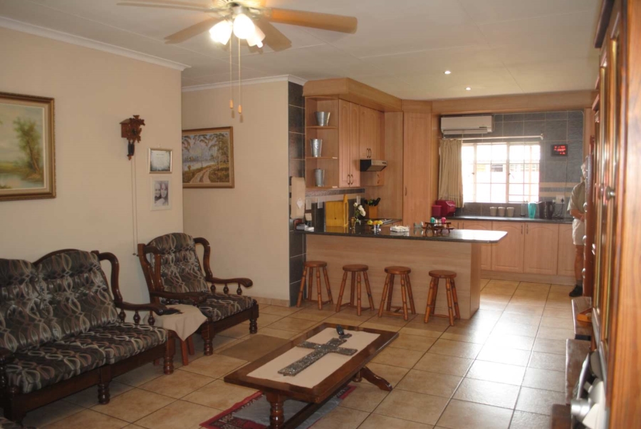 3 Bedroom Property for Sale in Kookrus Gauteng