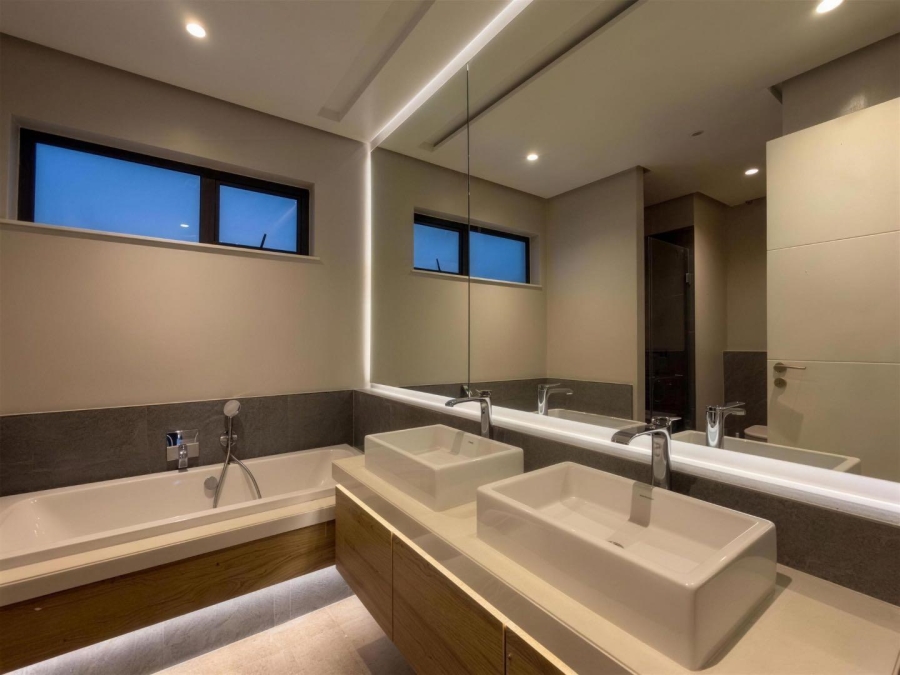 1 Bedroom Property for Sale in Steyn City Gauteng