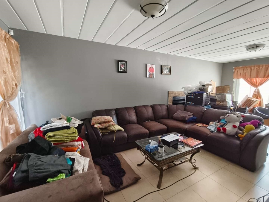 To Let 3 Bedroom Property for Rent in Honeydew Ridge Gauteng