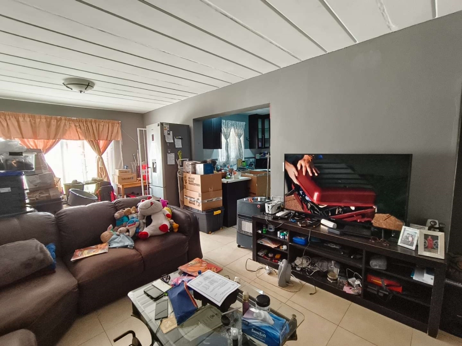 To Let 3 Bedroom Property for Rent in Honeydew Ridge Gauteng
