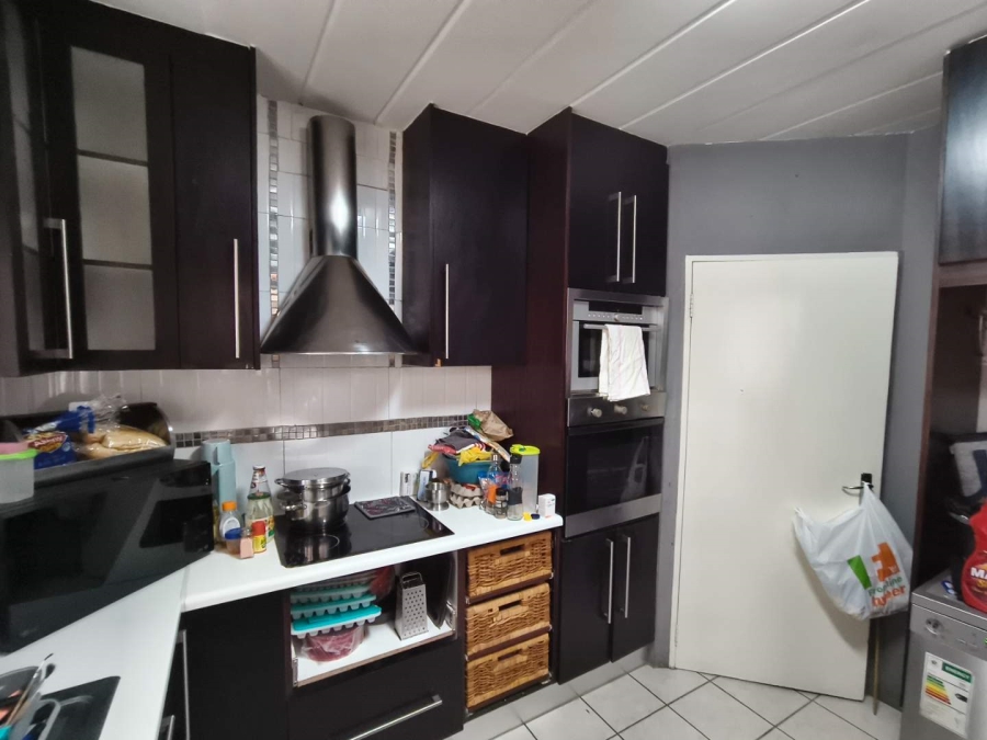 To Let 3 Bedroom Property for Rent in Honeydew Ridge Gauteng