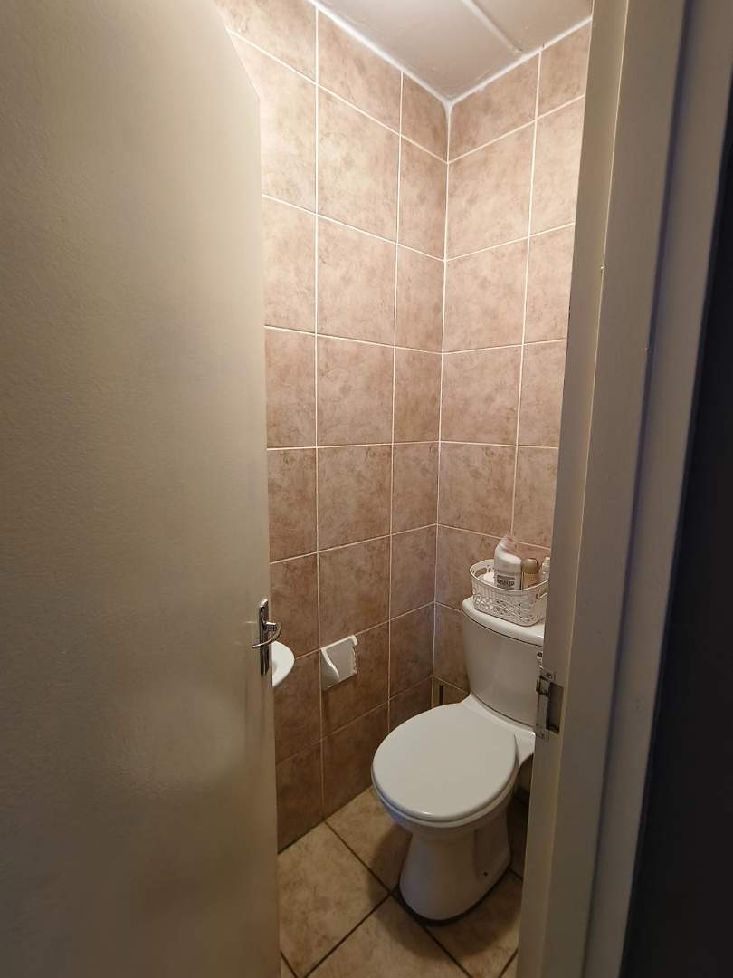 To Let 3 Bedroom Property for Rent in Honeydew Ridge Gauteng