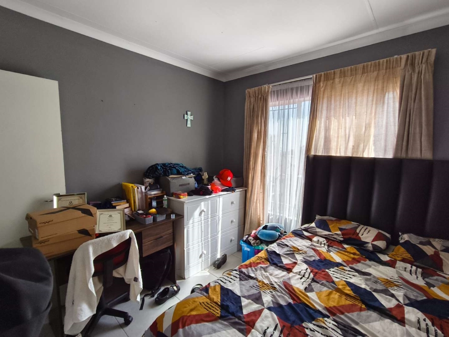 To Let 3 Bedroom Property for Rent in Honeydew Ridge Gauteng