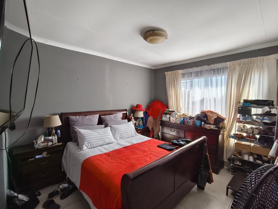 To Let 3 Bedroom Property for Rent in Honeydew Ridge Gauteng