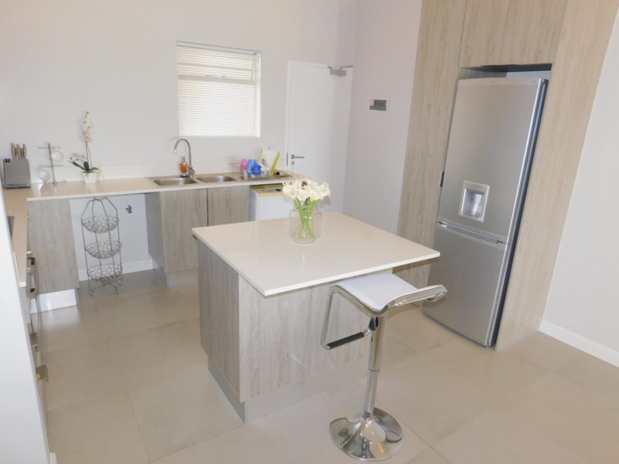 To Let 2 Bedroom Property for Rent in Morningside Gauteng