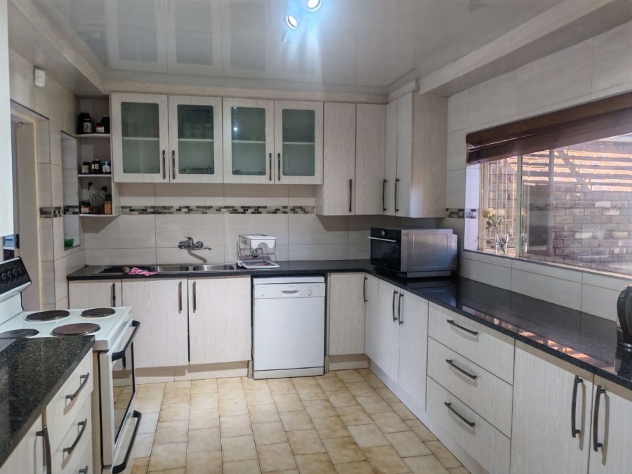3 Bedroom Property for Sale in The Reeds Gauteng