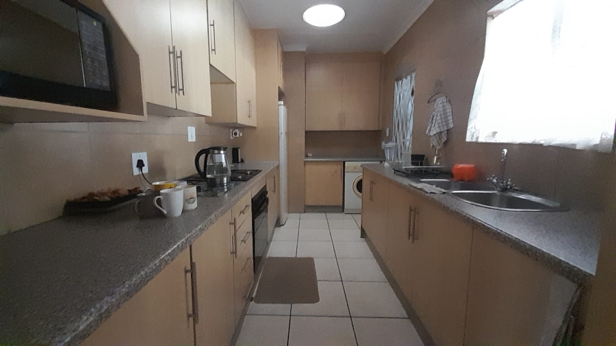 3 Bedroom Property for Sale in Van Riebeeck Park Gauteng