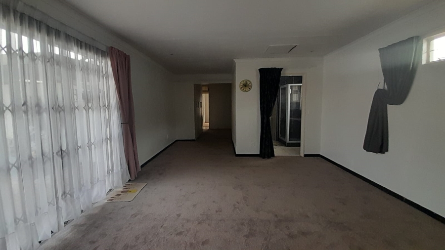 3 Bedroom Property for Sale in Van Riebeeck Park Gauteng