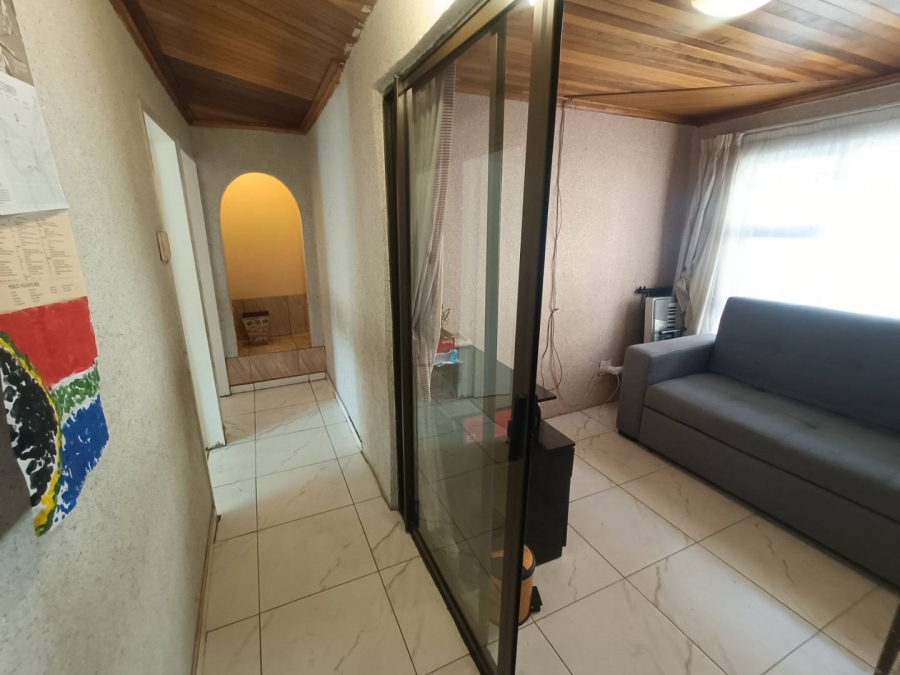 5 Bedroom Property for Sale in The Reeds Gauteng