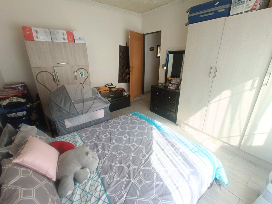 5 Bedroom Property for Sale in The Reeds Gauteng