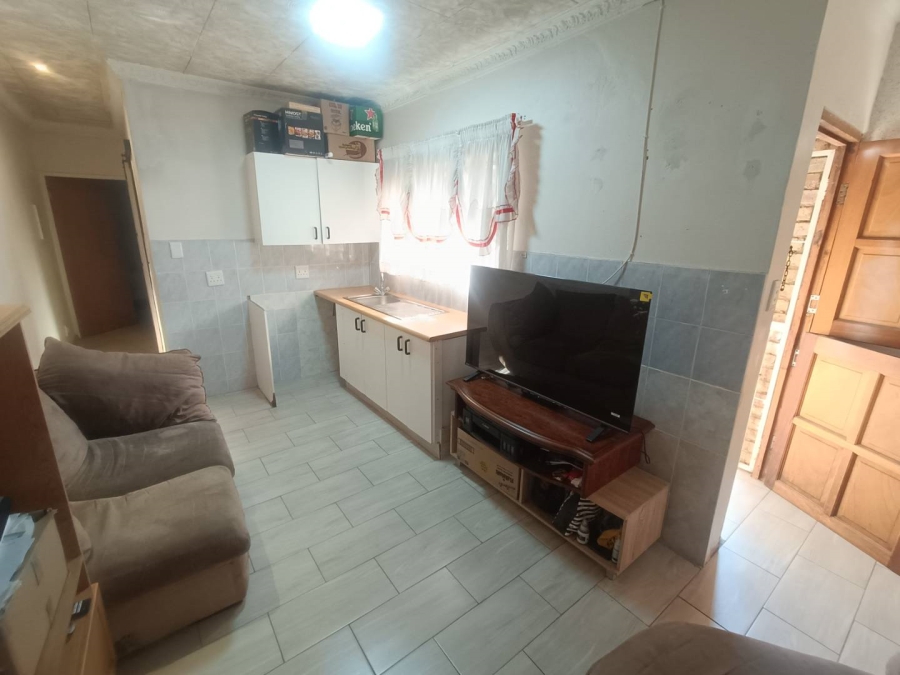 5 Bedroom Property for Sale in The Reeds Gauteng