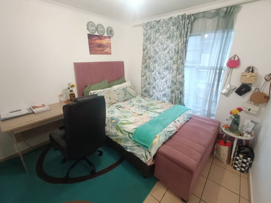 3 Bedroom Property for Sale in Die Hoewes Gauteng
