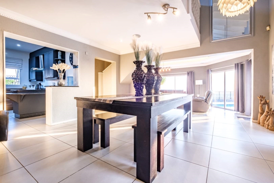 5 Bedroom Property for Sale in Glenvista Gauteng
