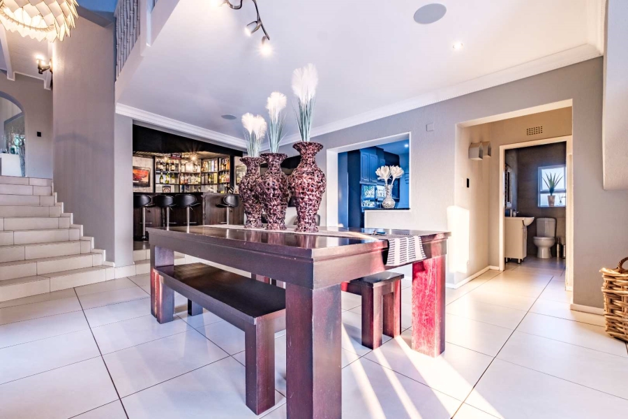5 Bedroom Property for Sale in Glenvista Gauteng