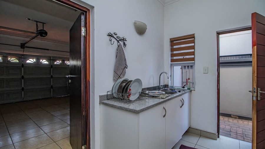 5 Bedroom Property for Sale in La Como Lifestyle Estate Gauteng