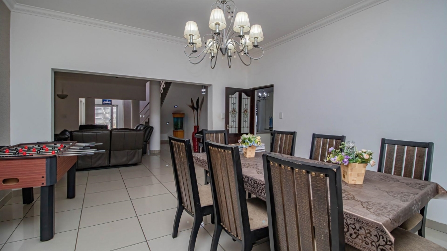 5 Bedroom Property for Sale in La Como Lifestyle Estate Gauteng
