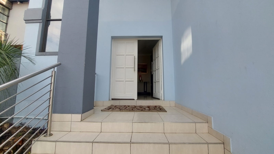 4 Bedroom Property for Sale in South Crest Gauteng