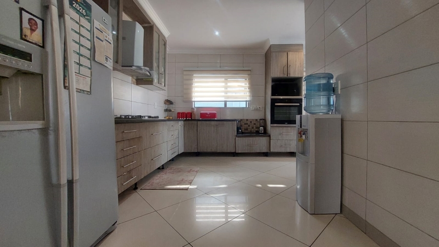 4 Bedroom Property for Sale in South Crest Gauteng