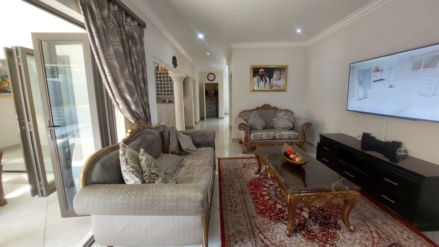 4 Bedroom Property for Sale in South Crest Gauteng