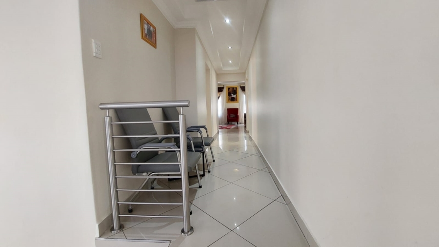 4 Bedroom Property for Sale in South Crest Gauteng