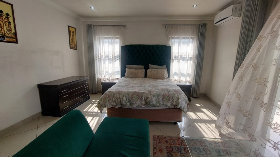 4 Bedroom Property for Sale in South Crest Gauteng