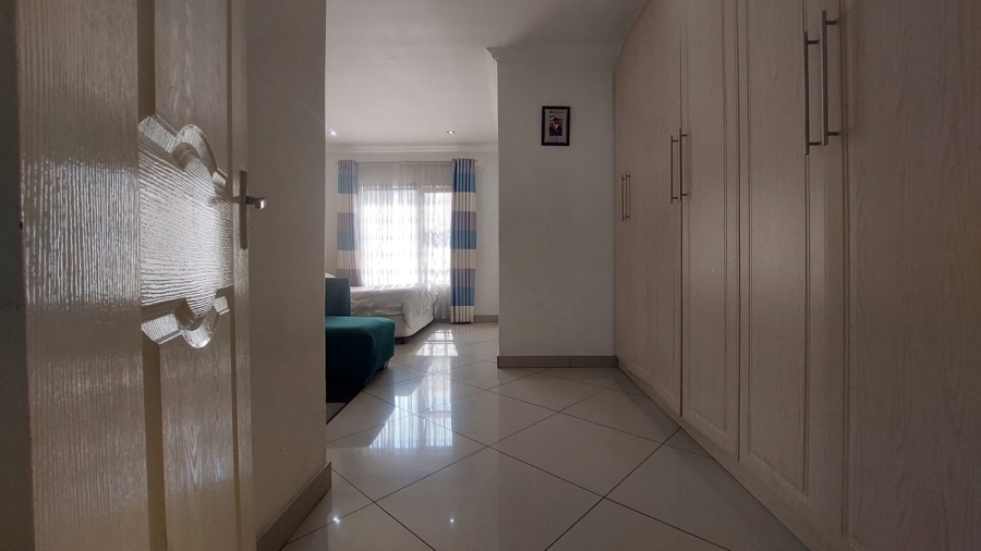4 Bedroom Property for Sale in South Crest Gauteng