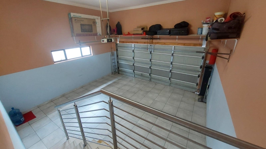 4 Bedroom Property for Sale in South Crest Gauteng