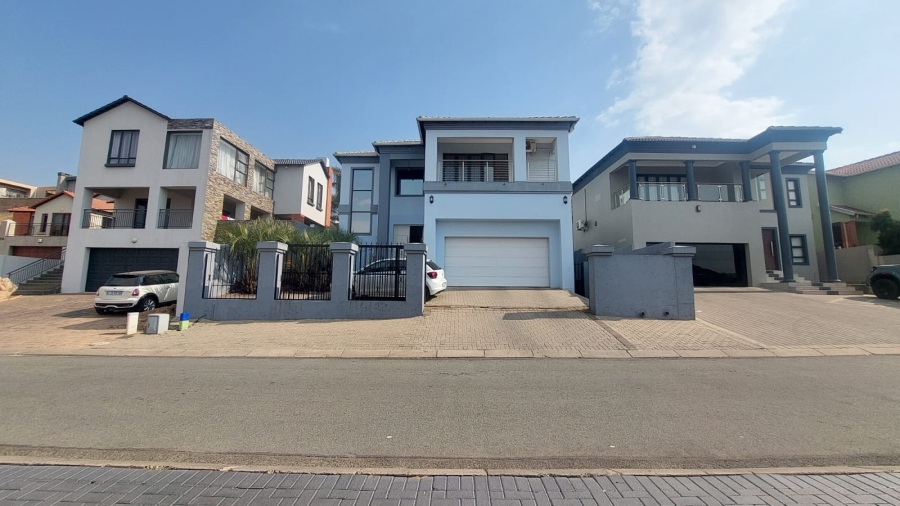 4 Bedroom Property for Sale in South Crest Gauteng