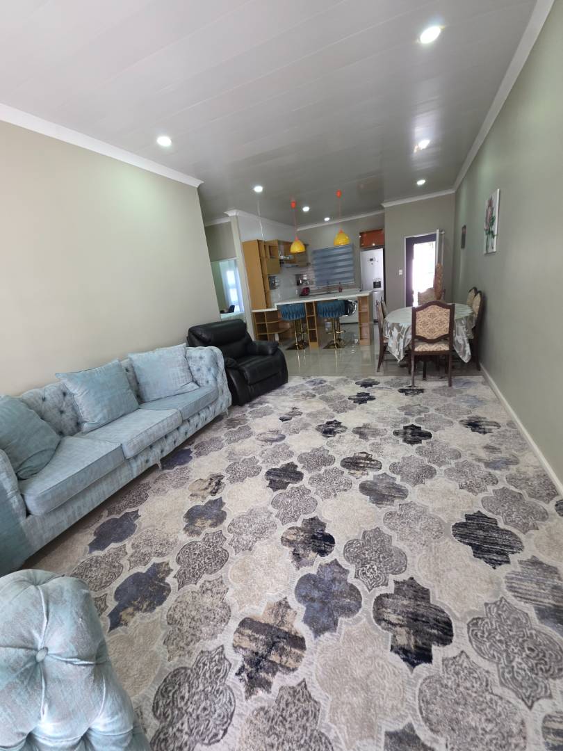 To Let 2 Bedroom Property for Rent in Morningside Manor Gauteng
