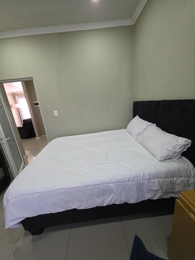 To Let 2 Bedroom Property for Rent in Morningside Manor Gauteng